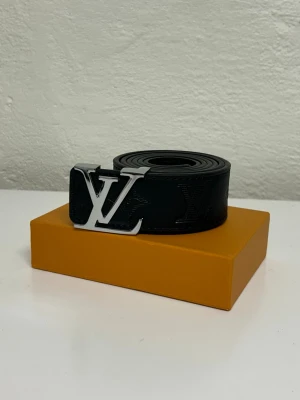 Lv Bälte  - Helt nytt aldrig använd. Storlek 110. Snabb frakt. Endast bälte.