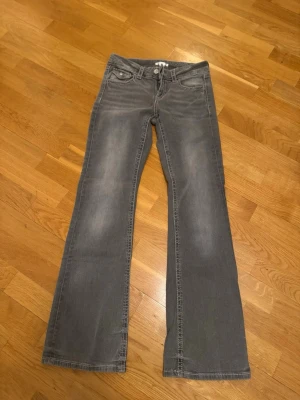 Gina tricot jeans - Low waisted bootcut jeans. Never worn and in perfect condition. Size xs/s. Originally 44$.  Don’t hesitate to ask me any questions and I am open to price negotiations!