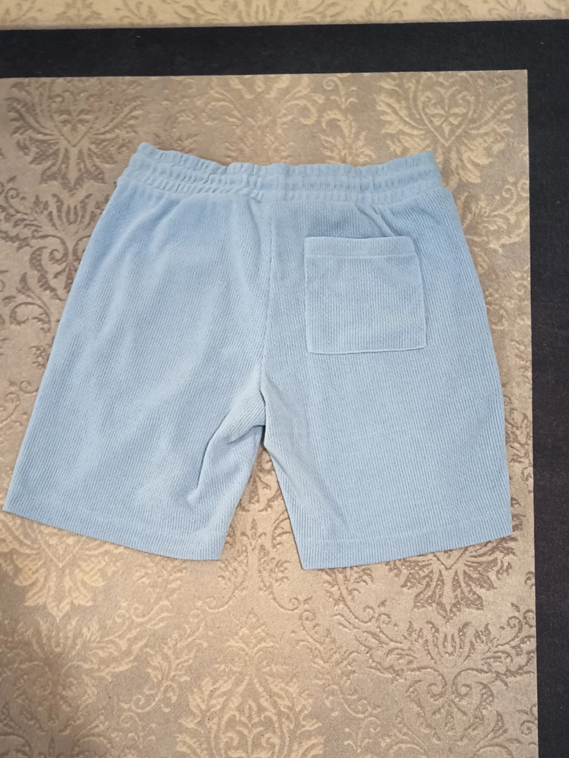 Ljusblå frottéshorts med snörning - 1