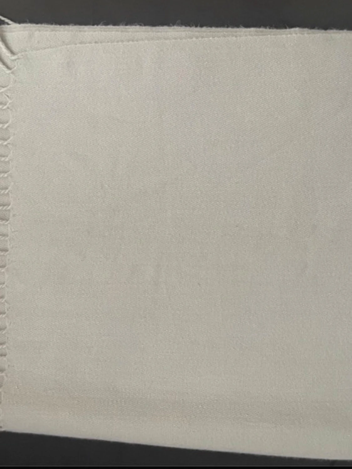 Beige mjuk halsduk med fransar - 3