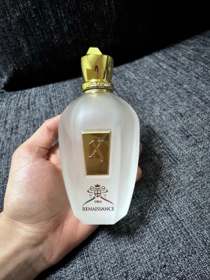 Xerjoff 1861 Renaissance parfym - Säljer även denna från min kollektion för att jag inte använder den och tycker inte den borde va kvar. Det är typ 85-90 ml kvar i den. Kan gå ner i pris så kom med bud.