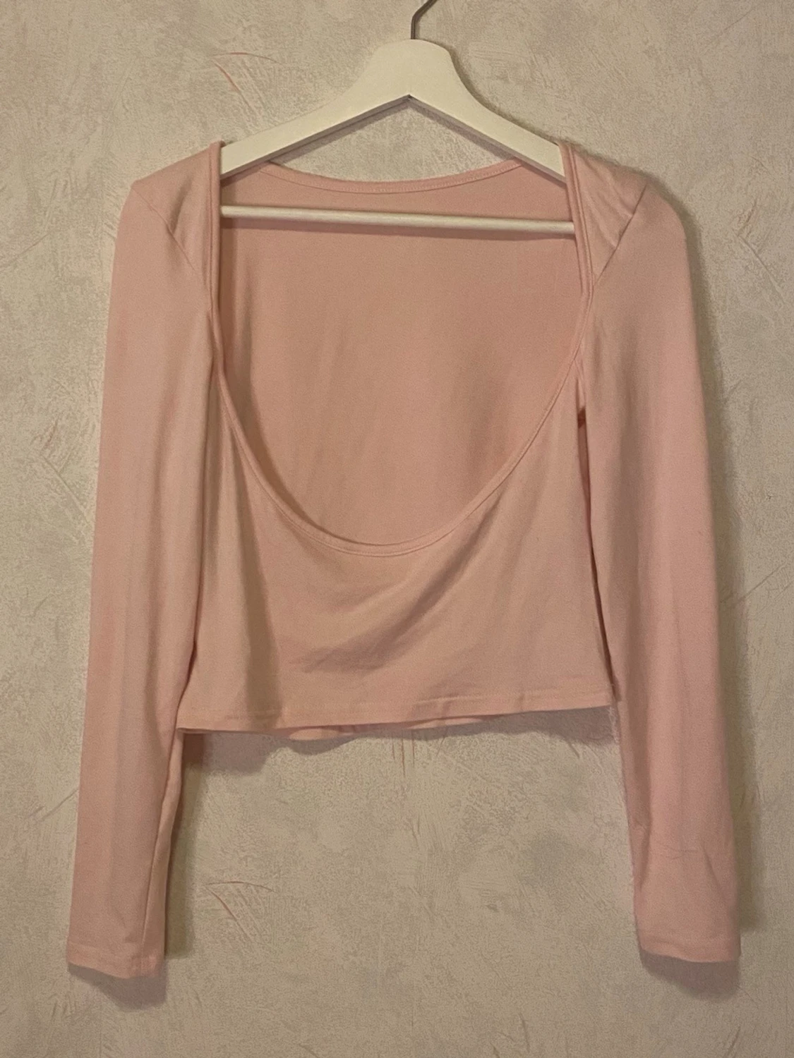 Ljusrosa topp med öppen rygg - 1