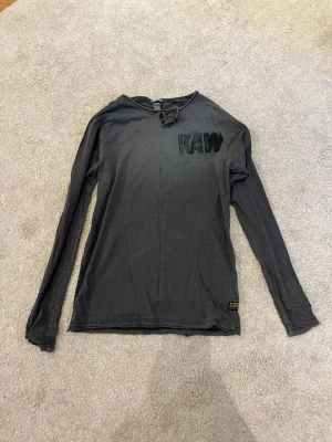 Långärmad T-shirt från G-Star Raw - Långärmad T-shirt från G-Star Raw i storlek S