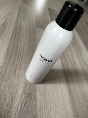Fugazzi Angel Dust showergel  - Fugazzi Angel Dust showergel. Helt oanvänd, nypris 272kr