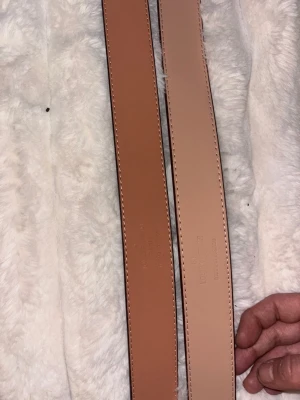 Bälte 2 st kvar - Bälte 2 kvar för 600 råka ta bort gpr inte lägga upp samma 