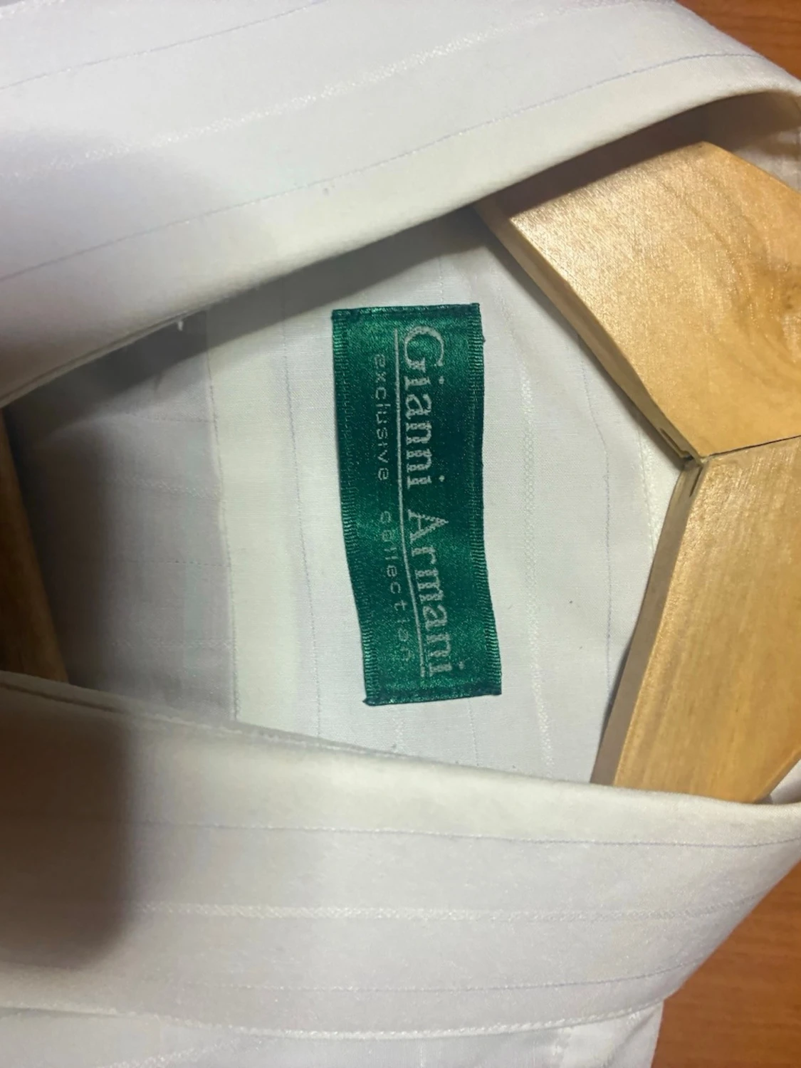 Vit skjorta från Gianni Armani - 1