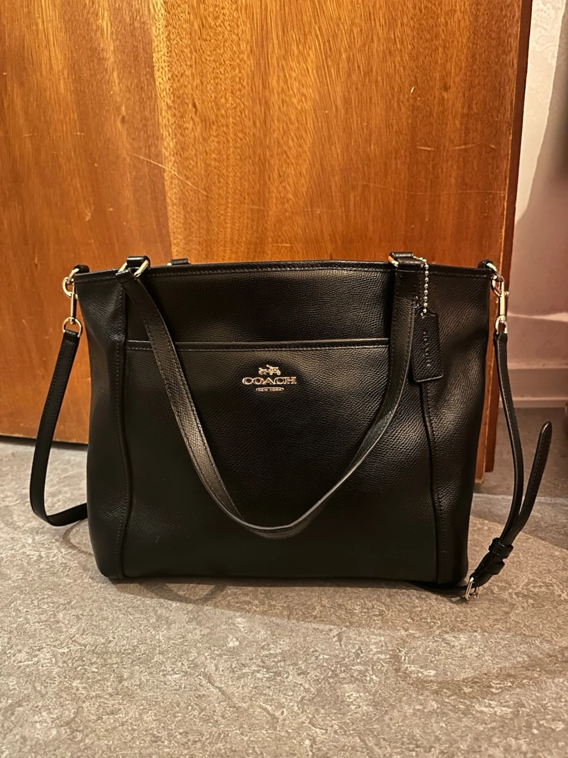 Svart handväska från Coach