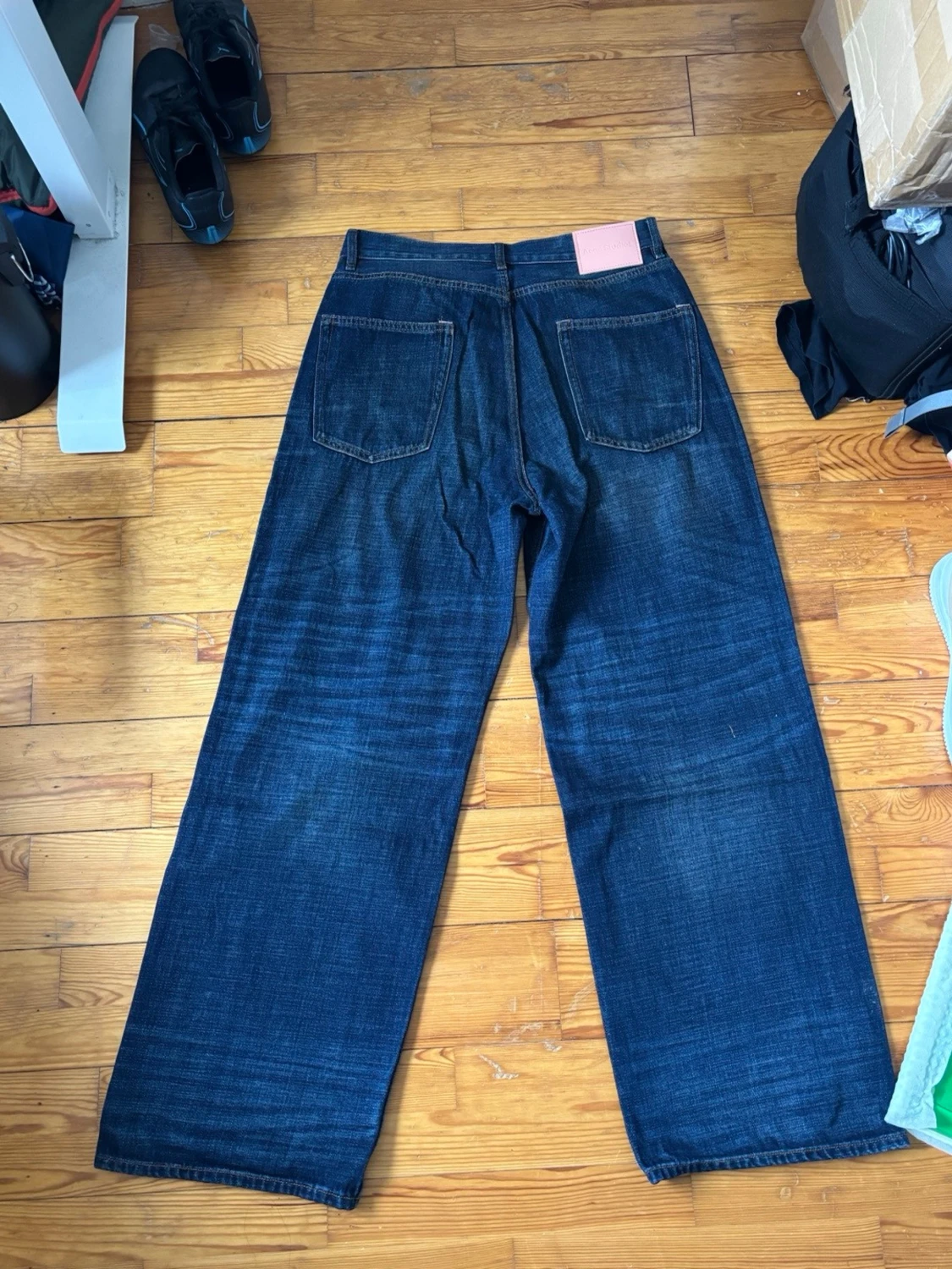 Mörkblå wide leg acne studios jeans - 1