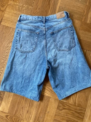 Weekday Astro skorts  - Astro skorts från Weekday. Knappt använt dem alls. Näst intill helt nytt skick.