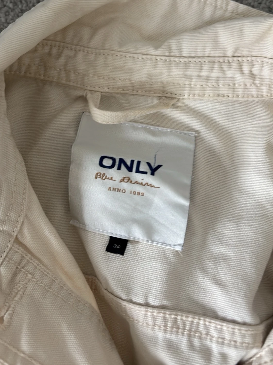 Beige jeansjacka från Only - 2