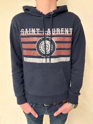 Saint Laurent hoodie - Saint Laurent hoodie | Storlek S passar XS | Endast 899: | Tveka inte att höra av dig vid frågor | ladoelgato.resell