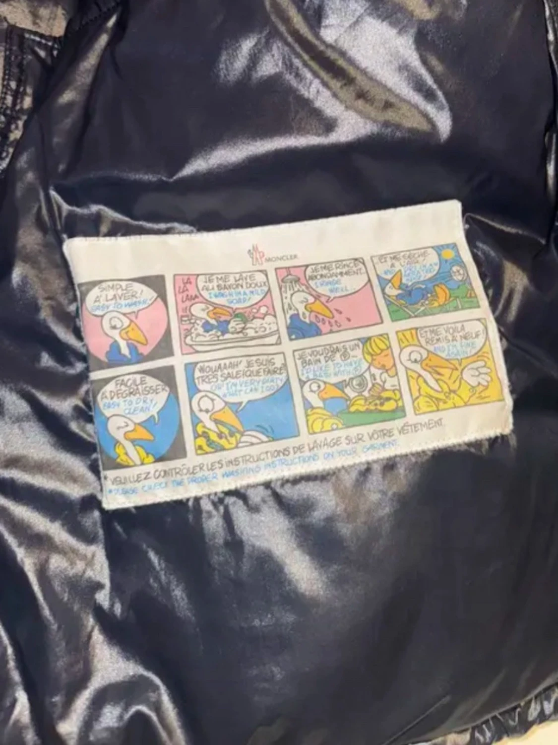 Svart dunjacka från Moncler - 1