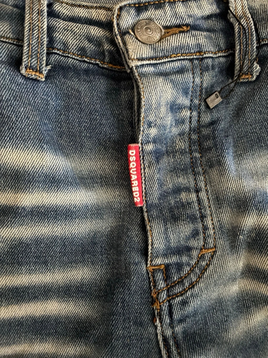 Blå slitna jeans från Dsquared2 - 1