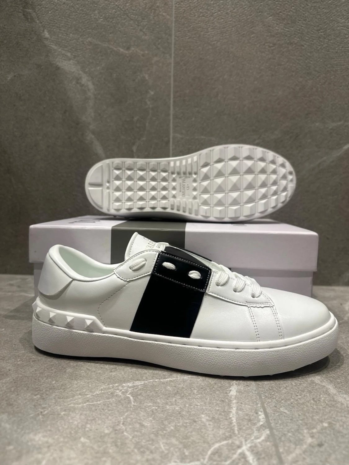 Valentino Garavani vita sneakers - 1