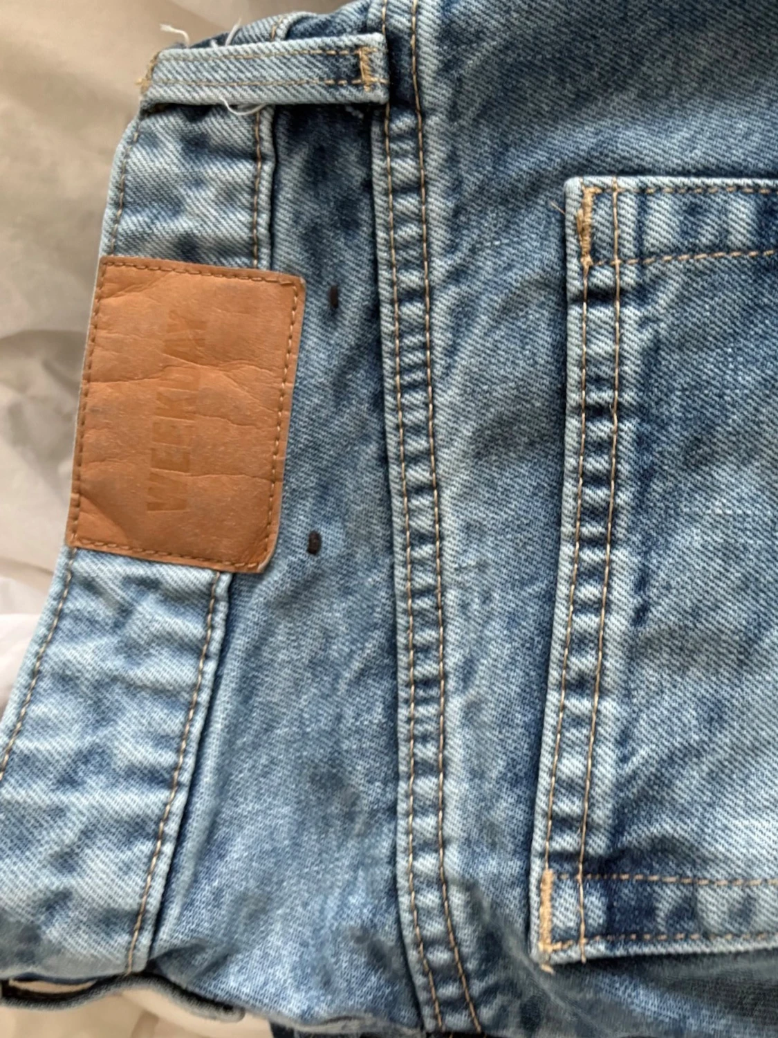 Unika coola jeans från Weekday - 1