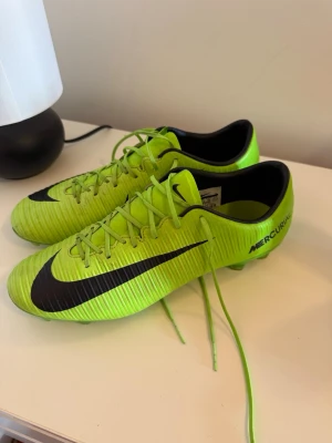 Nike Mercurial - Nike Mercurial victory VI FG radiation. Mycket bra skick och sällsynta.