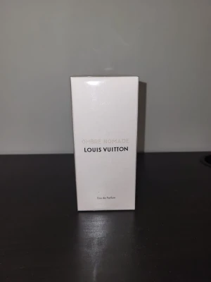 Louis Vuitton Ombre Nomade parfym 10 mll - Parfymen är helt oöppnad. Det finns möjlighet att beställa 10,30,50 ml av parfymen. Skriv vid intredse 