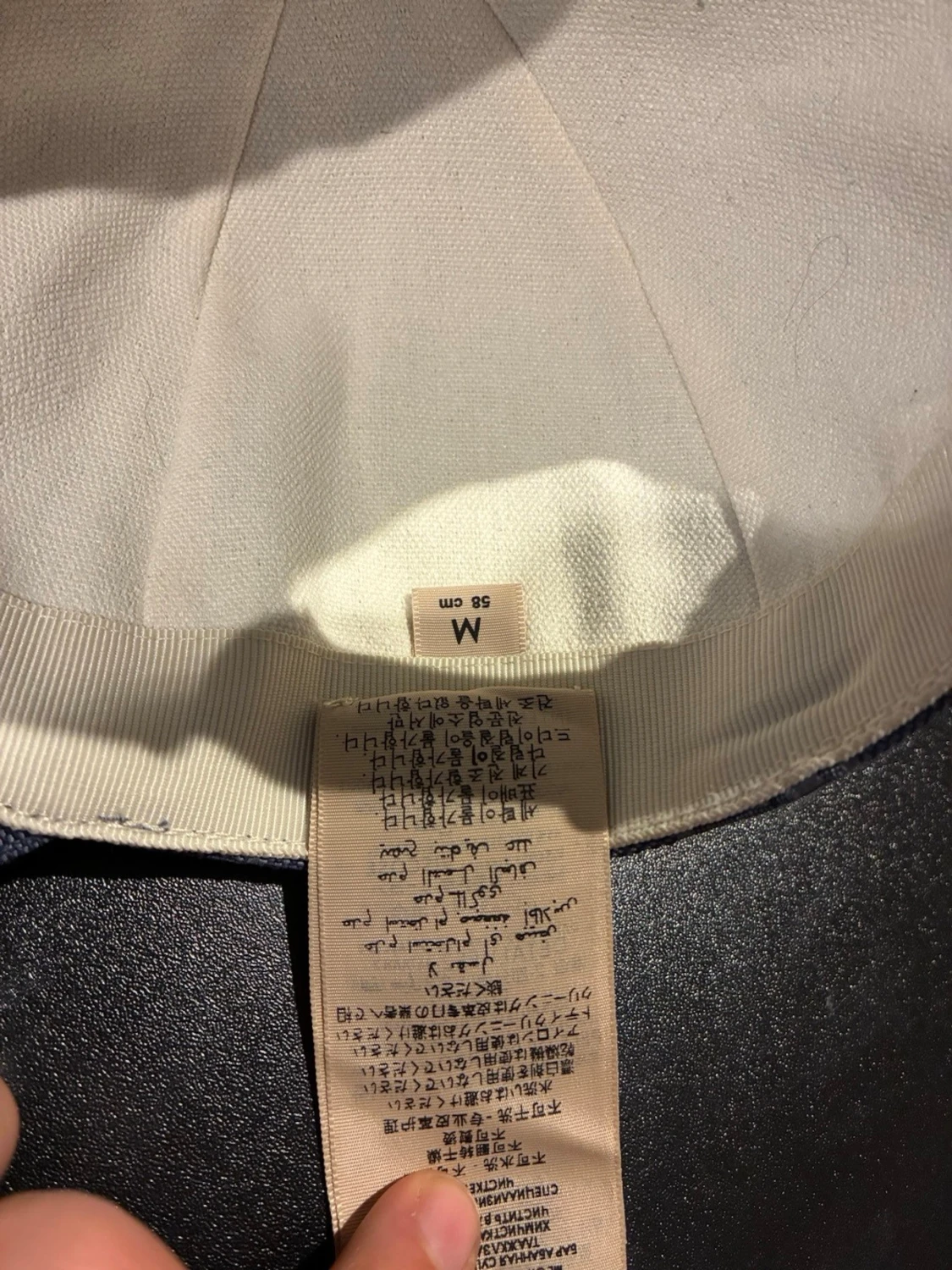 Blå denimkeps från Gucci - 2