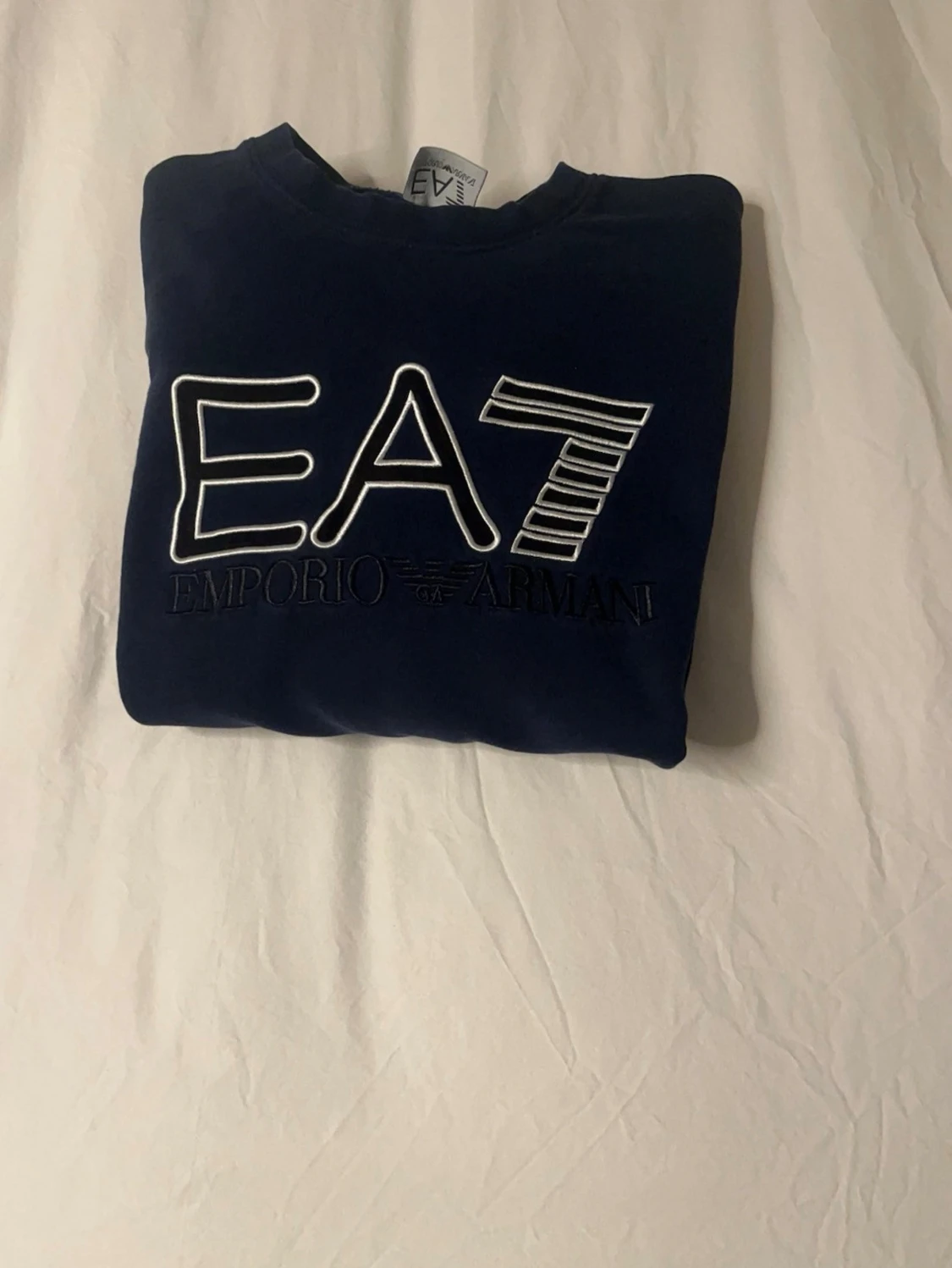 Mörkblå EA7 sweatshirt från Armani - 1