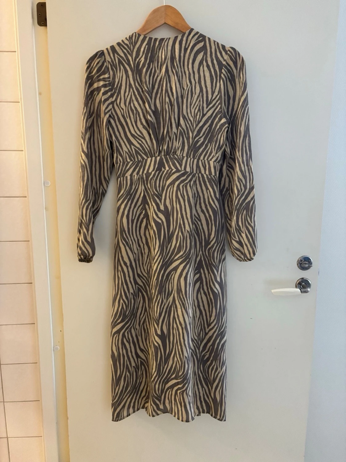 Adoore klänning - 1