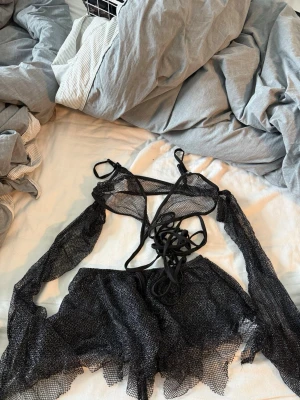 Festival sett - Svart glittrigt sett, najs till festival!