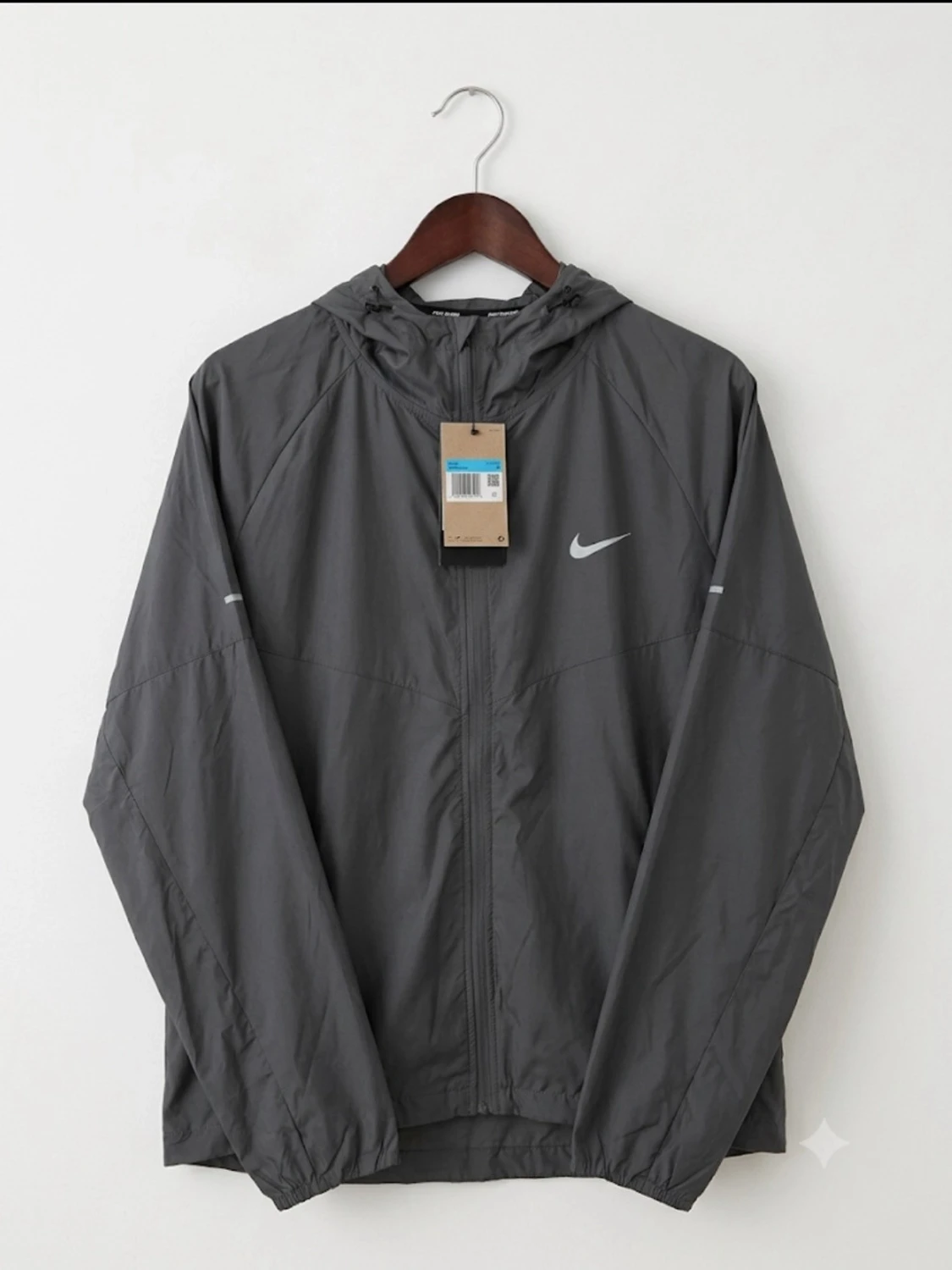 Grå Nike Miller tracksuit