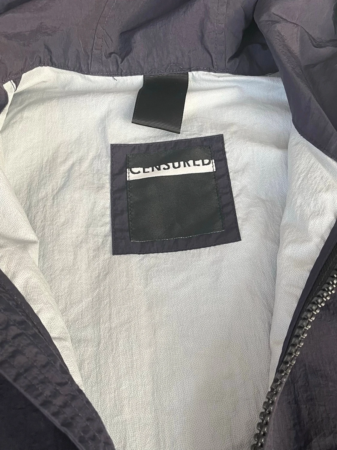 Mörkblå Censured vindjacka, storlek S - 4