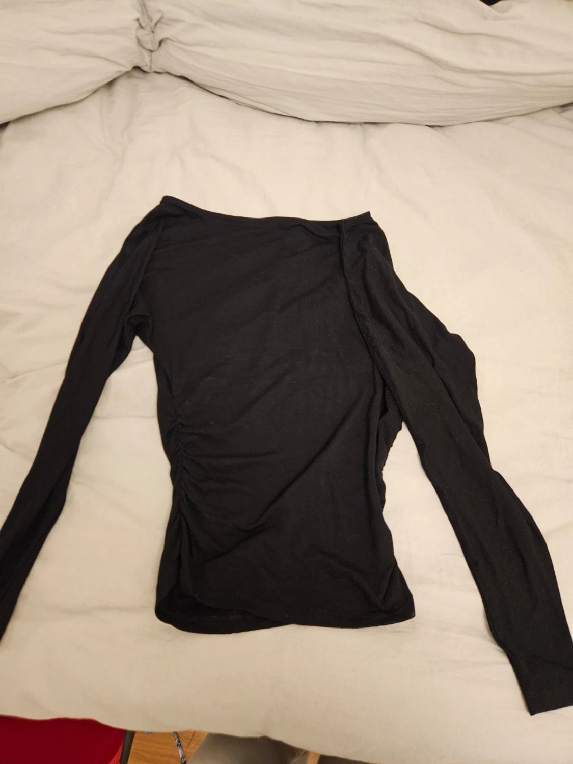 Svart offshoulder långärmad topp - 1