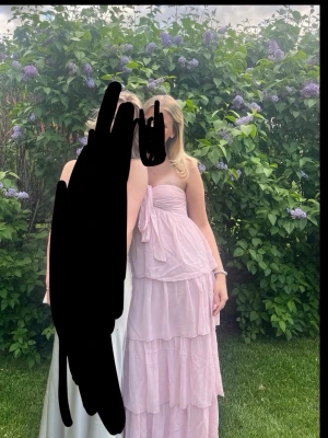 Rosa balklänning Nelly  - Jättefin rosa balklänning från Nelly, storlek M🩷🩷