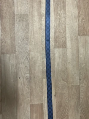 Svart bälte - Bältet har använts få tal gånger, skickas inom 24 timmar!