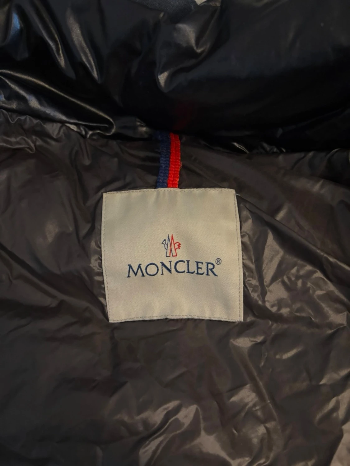 Svart dunväst från Moncler - 3