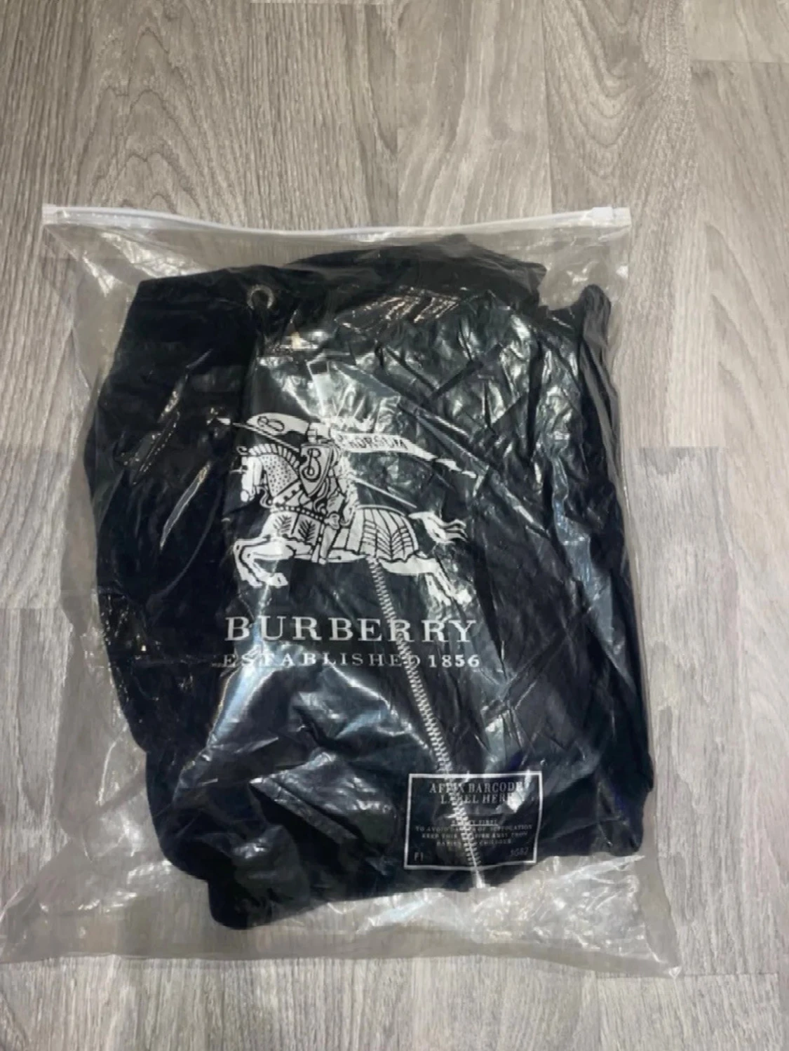 Burberry hoodie   - 6