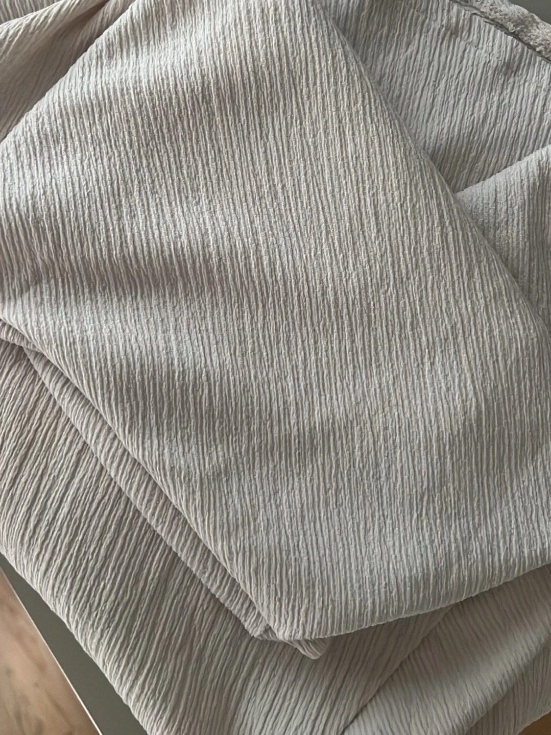 Vit oneshoulder klänning - 3