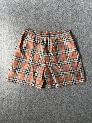 Bberryy Beige shorts - Size M, true to size. Unused, brand new and fresh. Please feel free to ask questions.