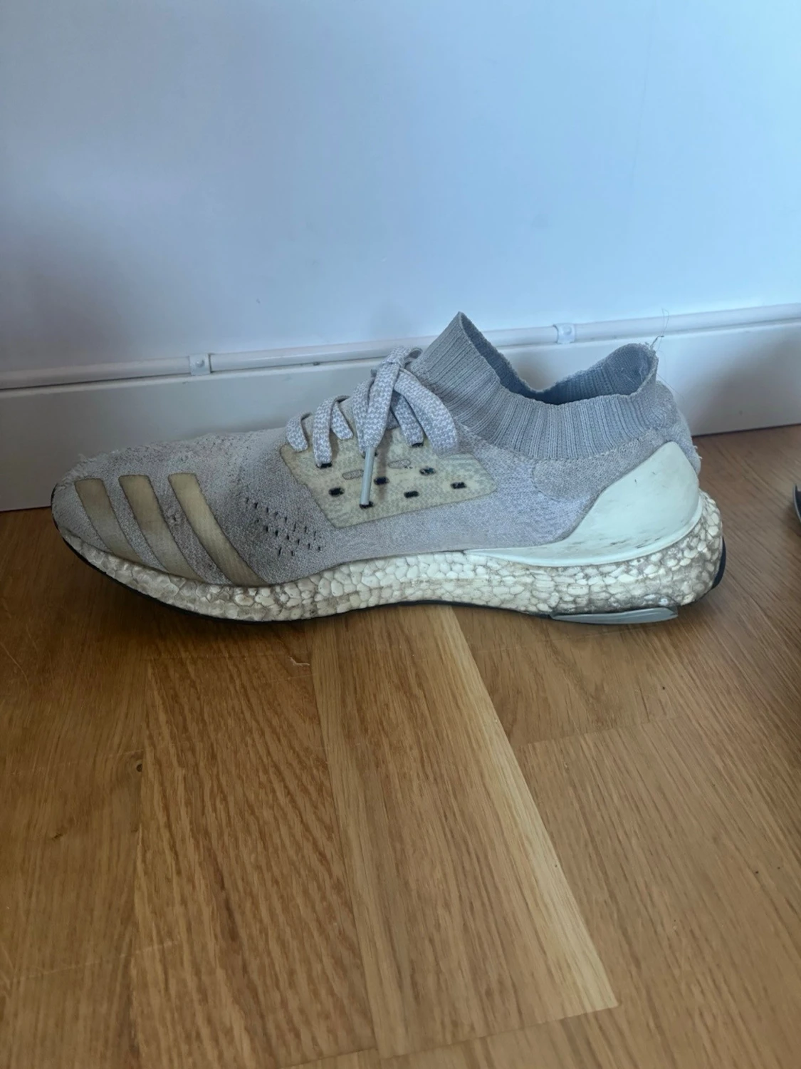 Adidas Ultra Boost grå sneakers - 1