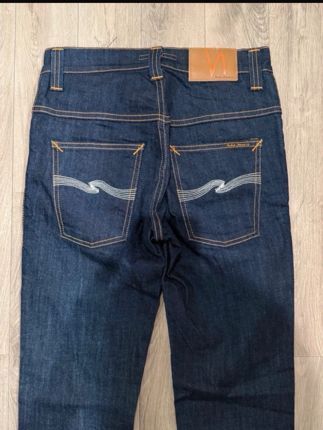 Mörkblå jeans från Nudie Jeans