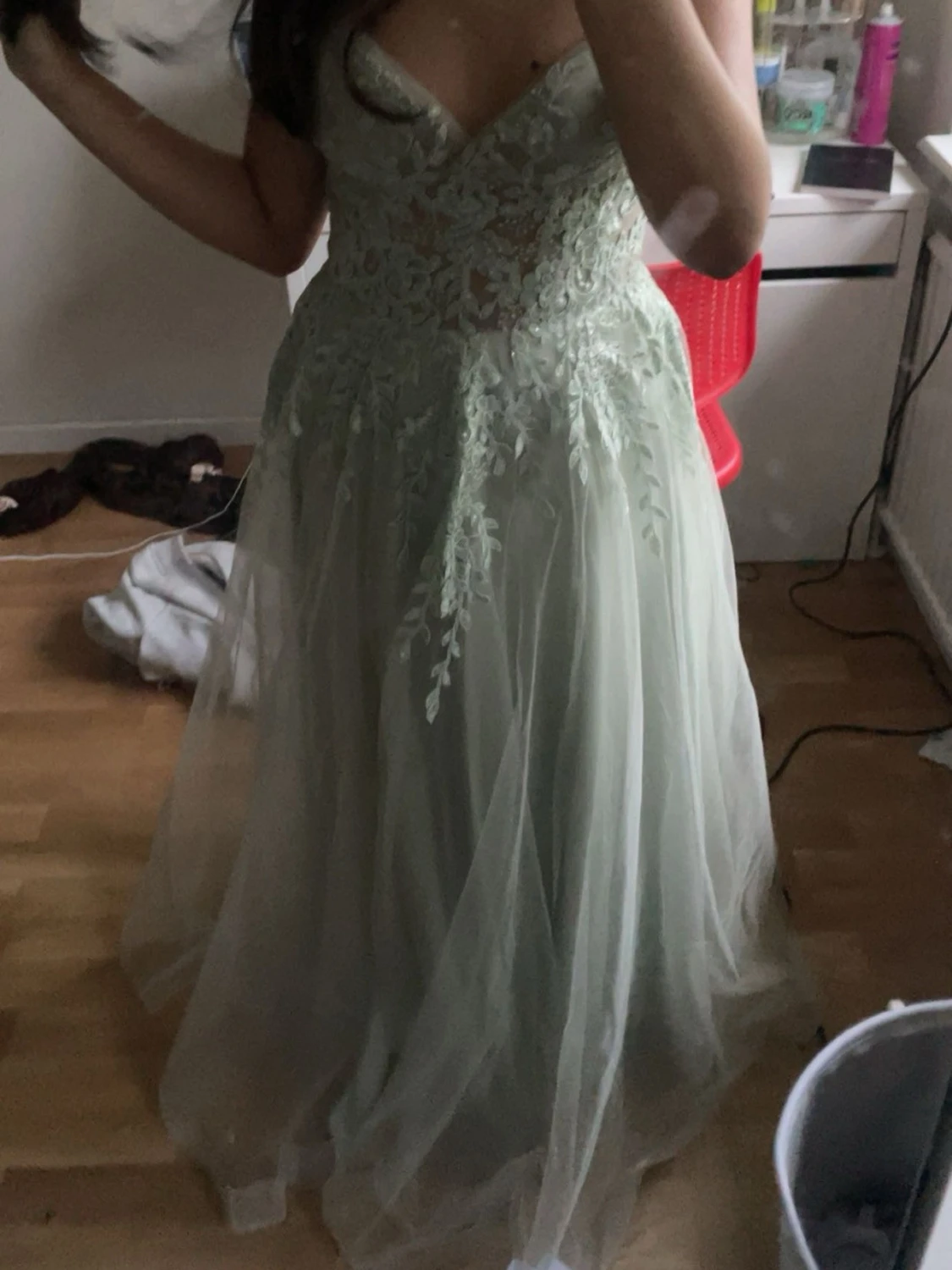 Ljusgrön bal klänning  - 1