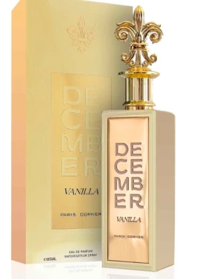 December Vanilla parfym Paris Corner - Lyxig parfymflaska i guld med dekorativ topp och elegant fyrkantig form. Doften heter December Vanilla och kommer från Paris Corner. Flaskan har en exklusiv design med stora bokstäver och levereras i matchande guldig förpackning. Innehåll: 85 ml Eau de Parfum. Bara några sprut är tagna !!!!! Ord pris 419kr