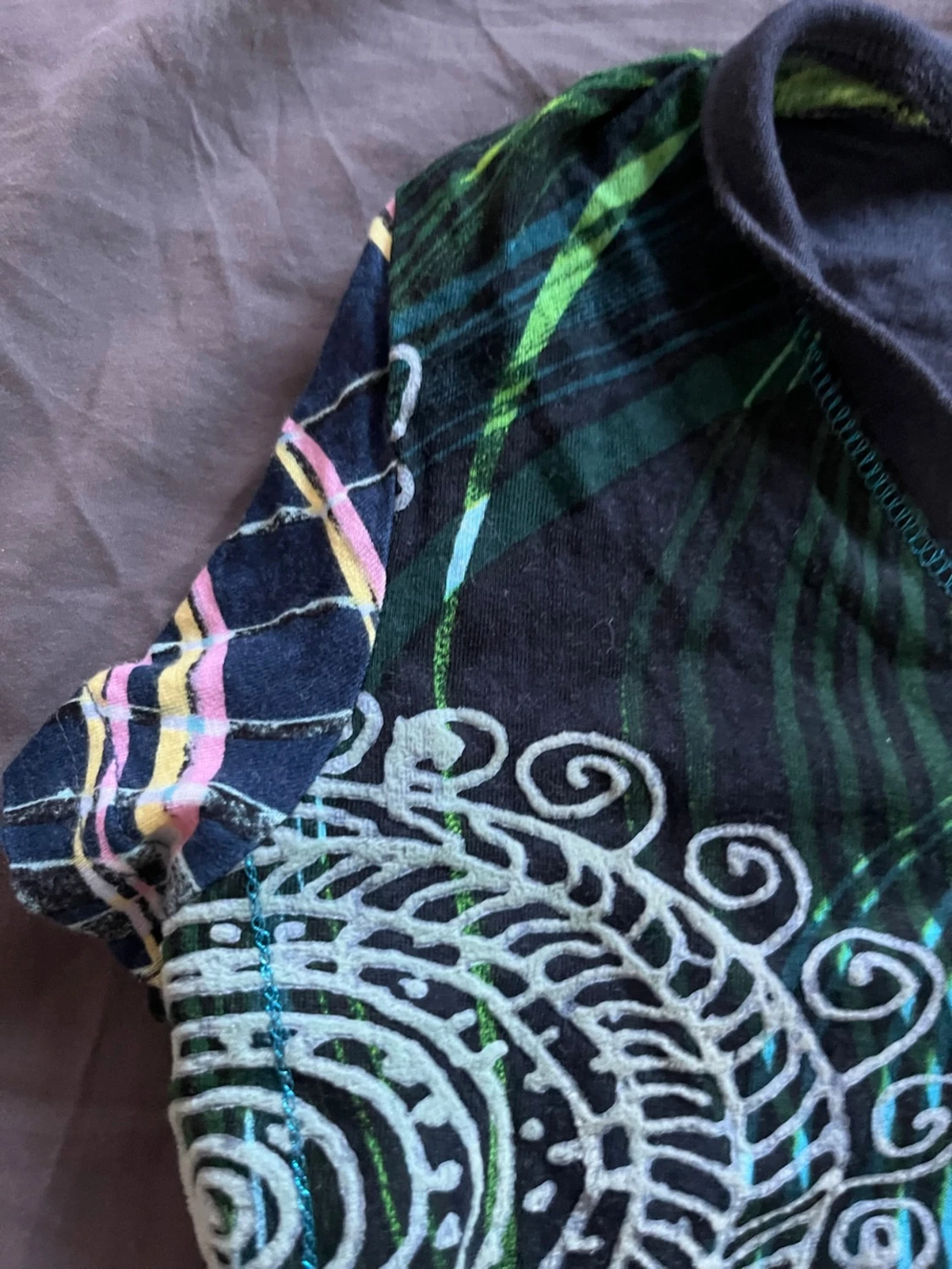 Mönstrad topp från Desigual - 3
