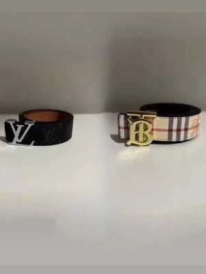Lv bälte + burberry bälte | bundle - Båda ingår, HELT NYA