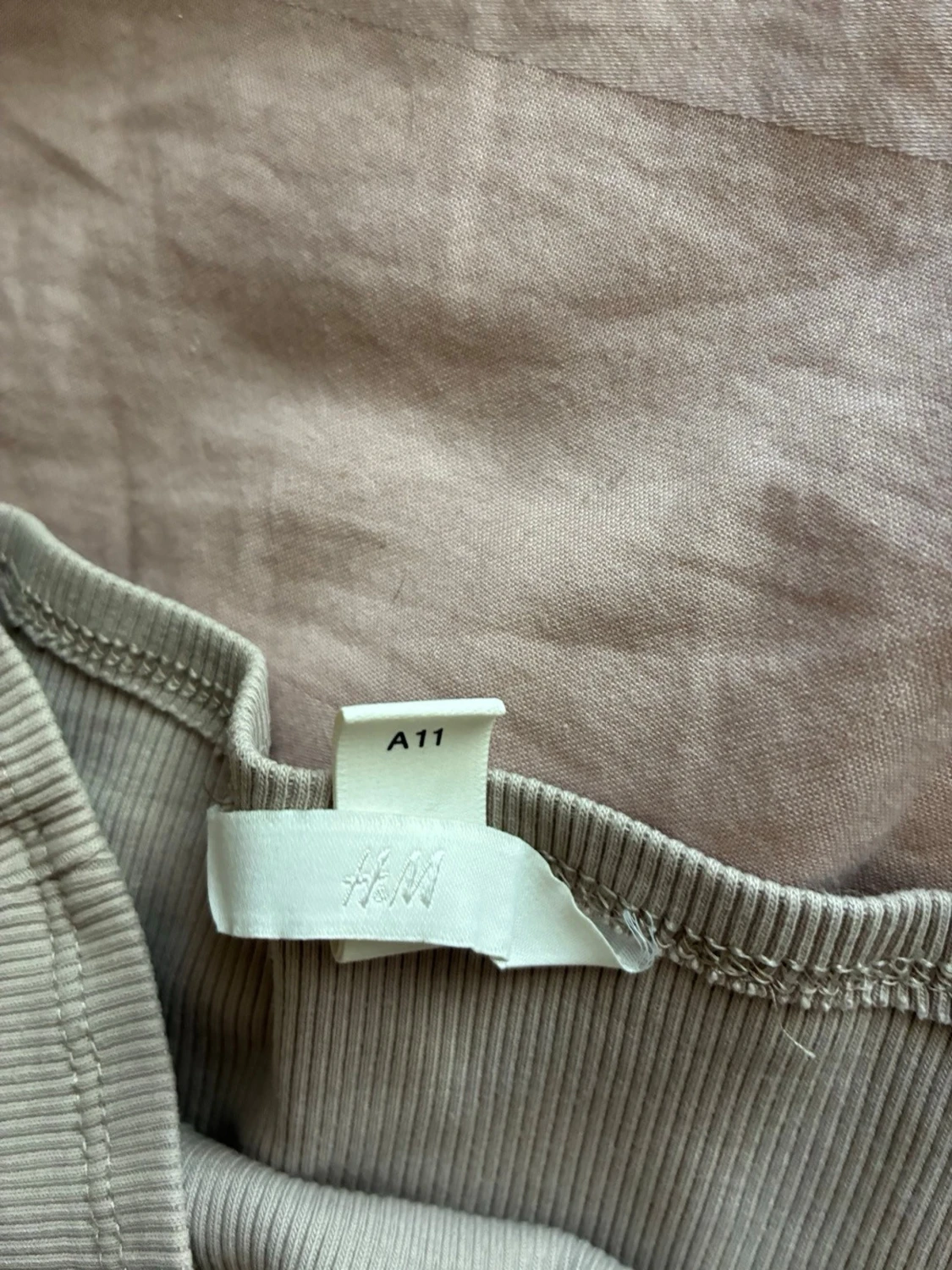 Beige ribbad tubtopp - 1