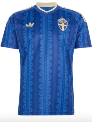 Sverige Matchtröja Borta 26 Adidas - Sverige Matchtröja Borta 26 Adidas. Ta en storlek större än du normalt brukar ha. 