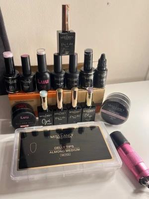 MissFancy kit - NYPRIS= 2311kr                               Skriv privat för fler frågor🩷🩷