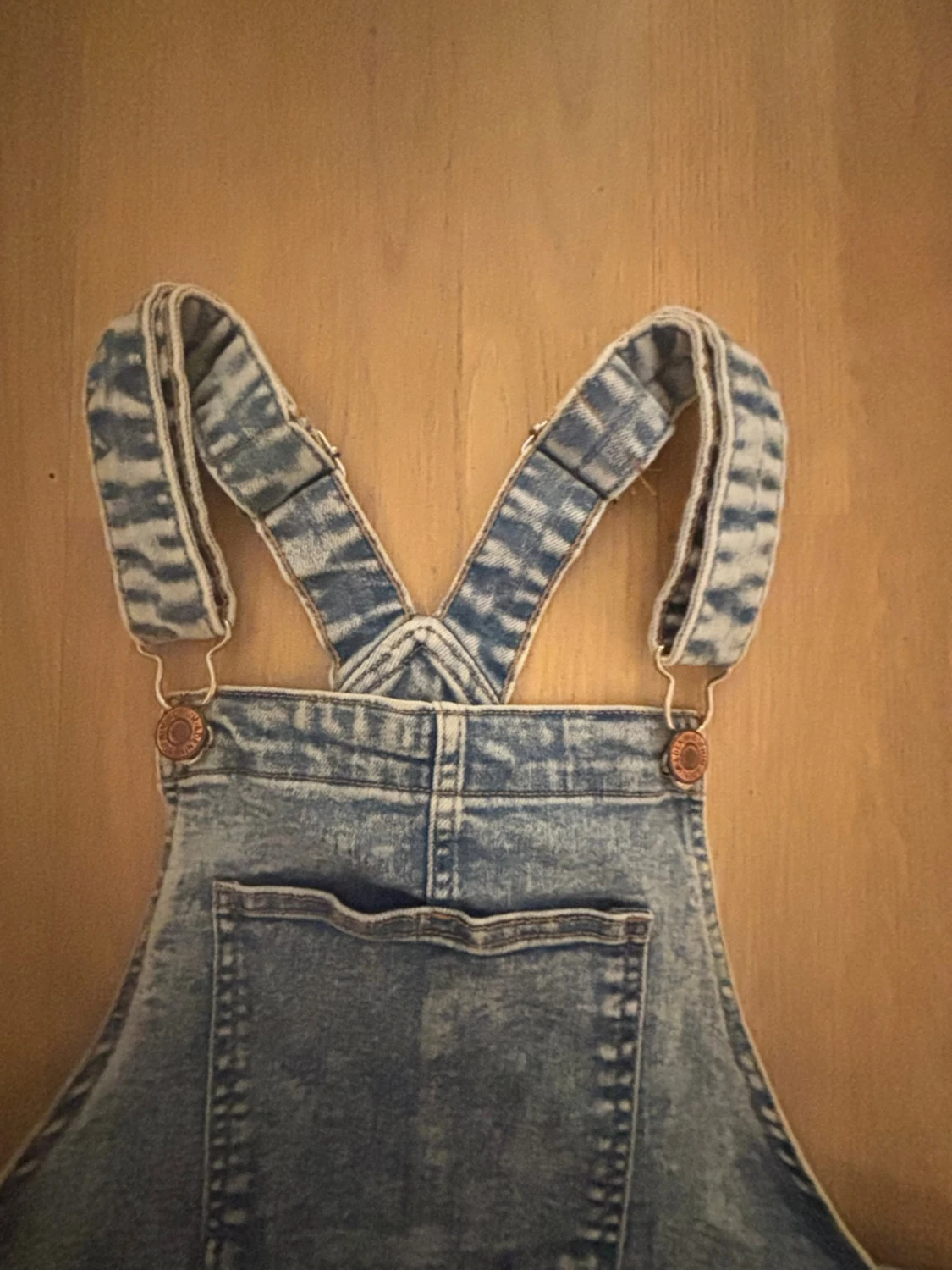 Ljusblå jeansdress med hängslen - 1