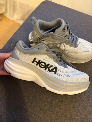 Hoka - Originally 38 but fits perfectly for 37 or 37 1/2 💖🫶🏻💗