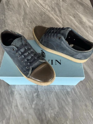 Lanvin skor - Lanvin skor - Skick: bra skick - Tillbehör: Lanvin dustbag - Nypris: 4000kr - TrendWardrobe