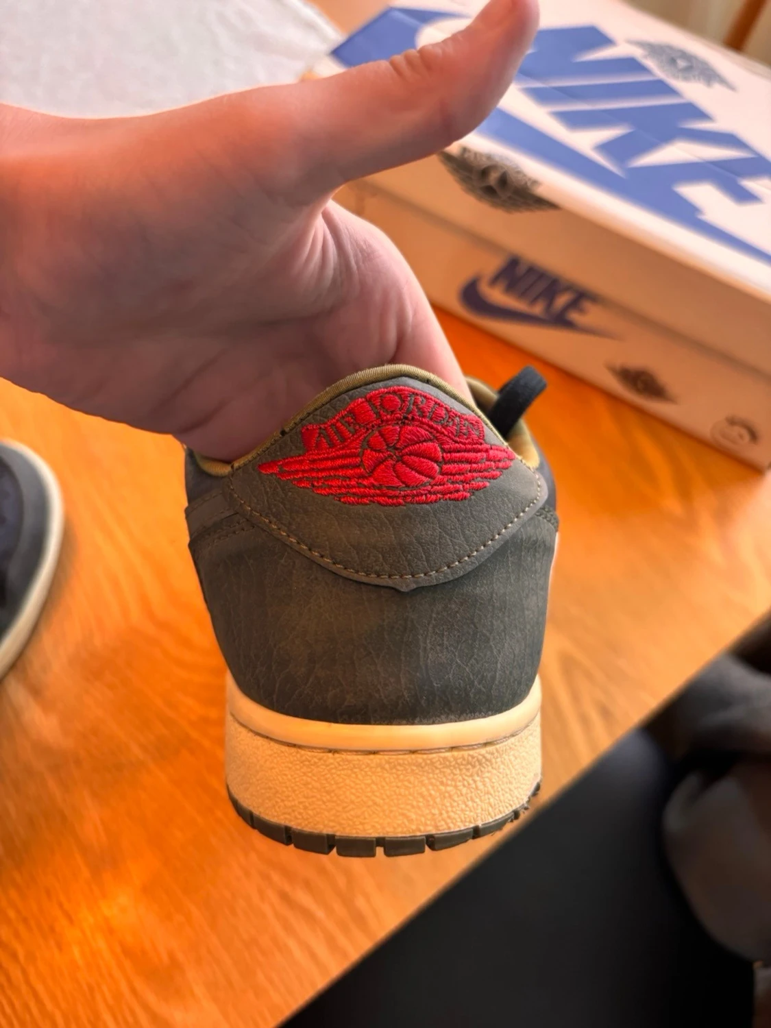 Nike Air Jordan 1 Low Travis Scott - 2