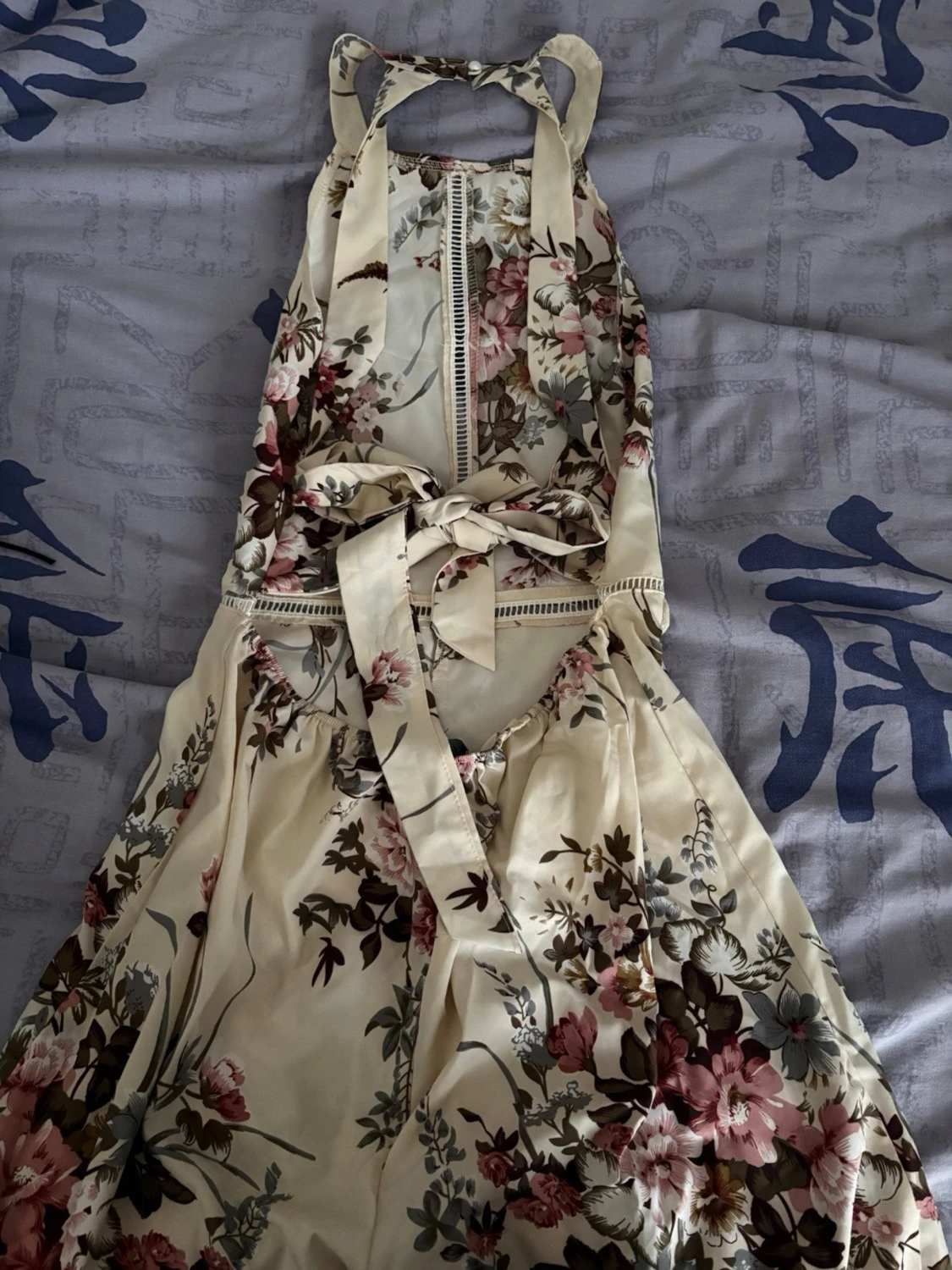 Blommig halterneck jumpsuit - 1