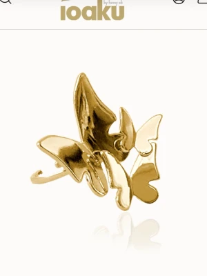 Ioaku ring - Butterfly Twisted Ring från Ioaku❤️