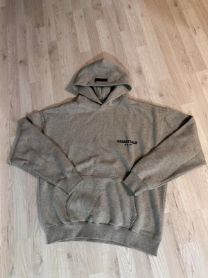  Essentials hoodie  - Size S, good quality, never used